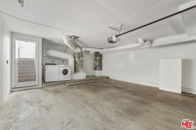 Building Photo - 5307 Wilkinson Ave