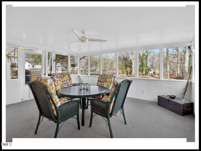 Building Photo - 5008 Autumn Dr