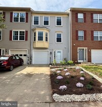 Building Photo - 6431 Towncrest Ct W
