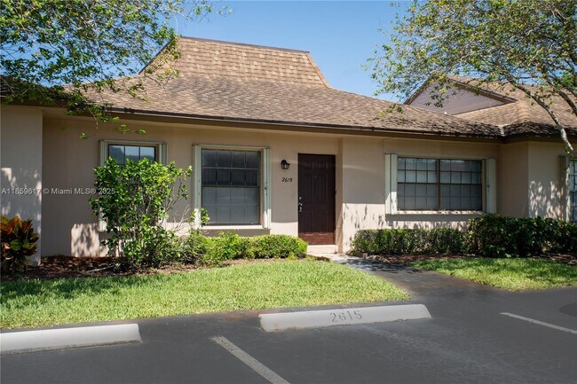 Building Photo - 2615 SW 74th Terrace