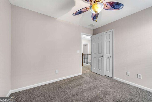 Building Photo - 268 Balaban Cir