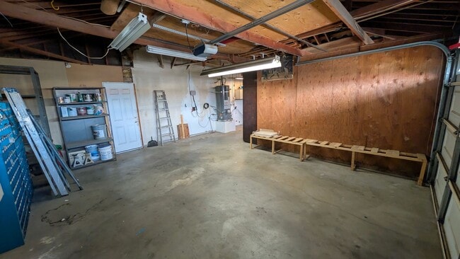 Building Photo - Single-Story home on cul-de-sac in Victoria Neighborhood Available for Lease