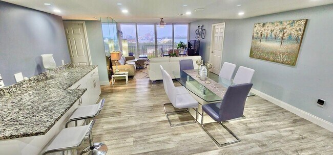 Building Photo - 5600 N Flagler Dr