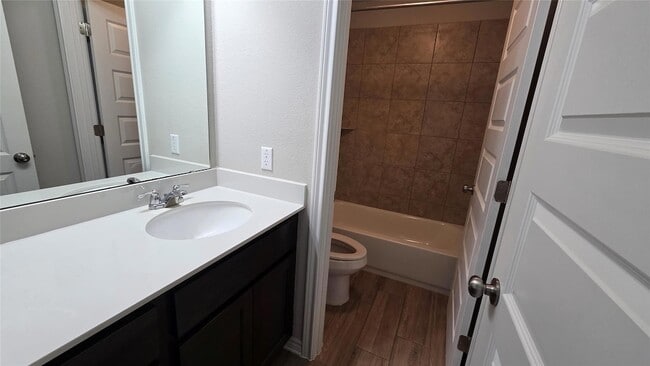 Building Photo - 232 Syrah Ct