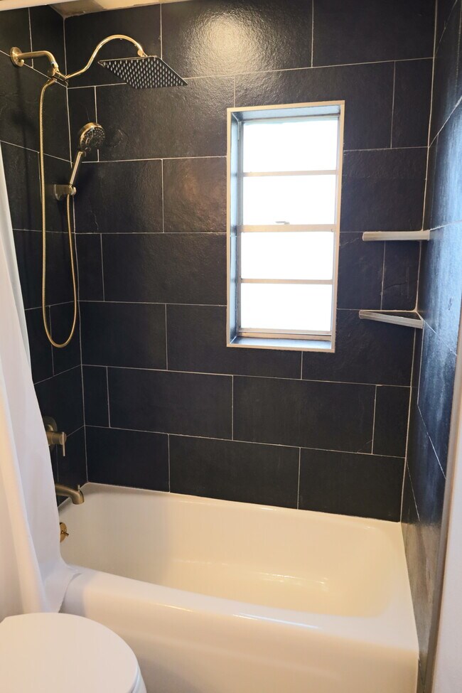 Building Photo - 4688 Posada Dr