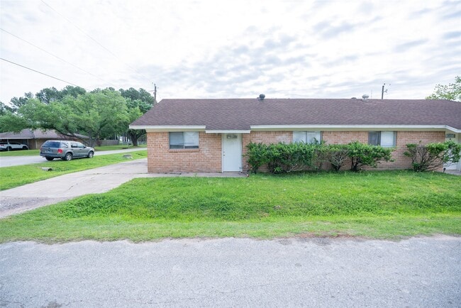 Building Photo - 3011 Orange St