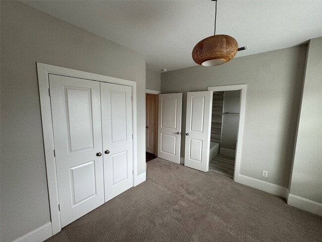 Building Photo - 6755 Highclere Manor Ln