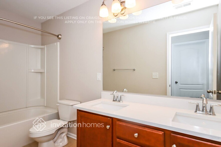 Building Photo - 13110 Heath Grove Dr