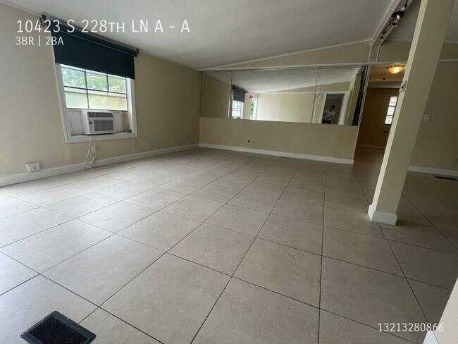 Building Photo - 10423 S 228th Ln