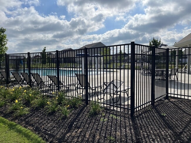 Building Photo - 7213 Carrie Ct