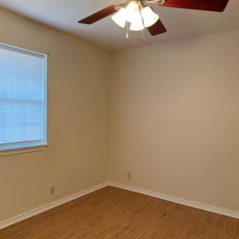 Building Photo - 106 Shaw St