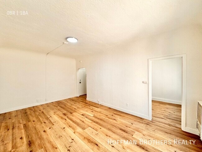 Building Photo - 739 Normandie Ave