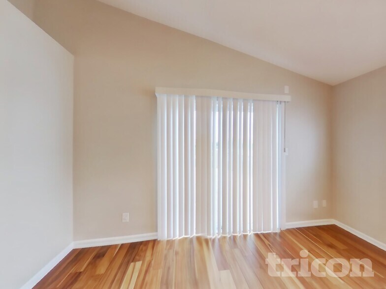 Building Photo - 7650 Lara Lee Dr