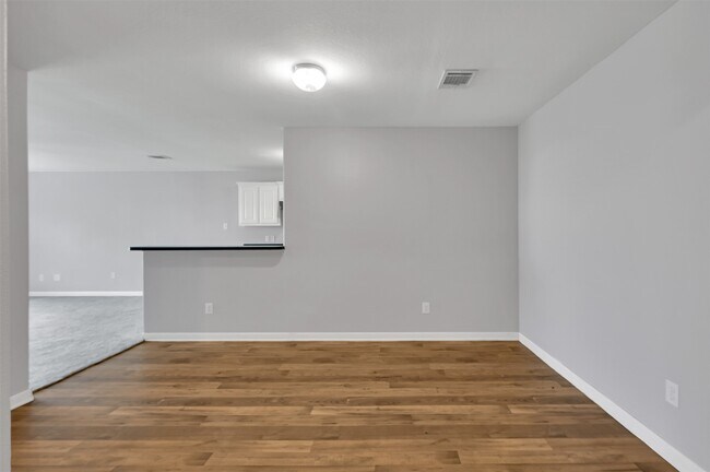 Building Photo - 4322 Medina River Loop