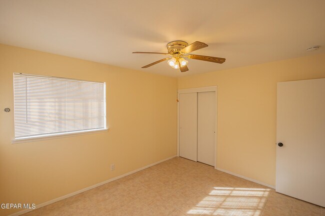 Building Photo - 3913 Titanic Ave