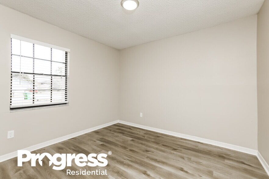 Building Photo - 392 Panama Cir
