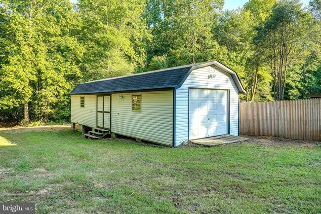 Building Photo - 6200 Ben Creek Rd