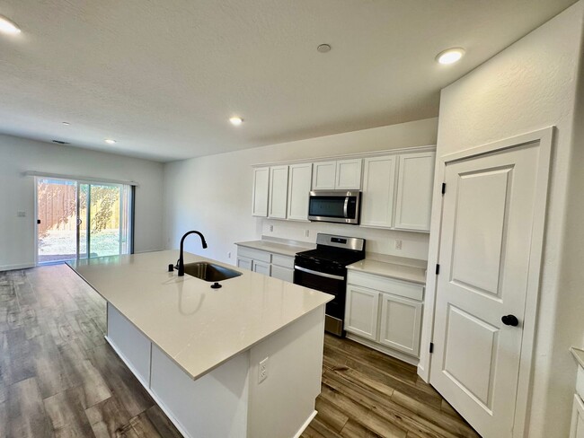Building Photo - REDUCED!!! Brand New 4 Bedroom, 2 Bath Hom...