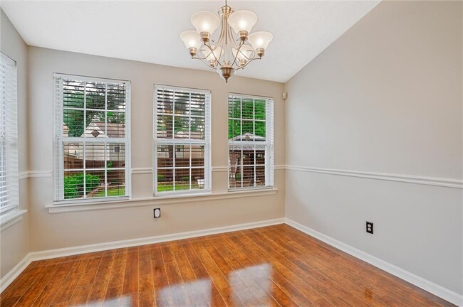 Building Photo - 4910 Lakebrooke Run