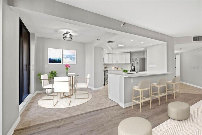 Building Photo - 5950 Pelican Bay Plaza S