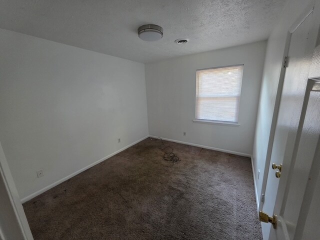 Building Photo - 3003 Thornhill Rd
