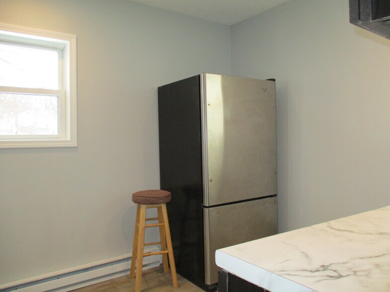 Kitchen - 461 Broadway St
