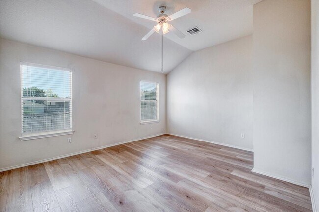 Building Photo - 1538 Haynie Bend