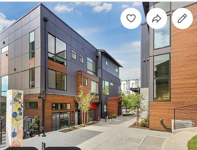 Primary Photo - 2025 25th Ave S