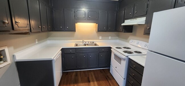 Building Photo - Single Family Home 3BR / 1BA
