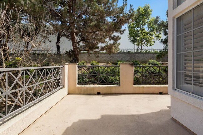 Building Photo - Spacious Laguna Niguel 3 Bed 2 Bath Condo Near Dana Point Harbor