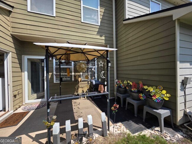 Building Photo - 1722 Bayrose Cir