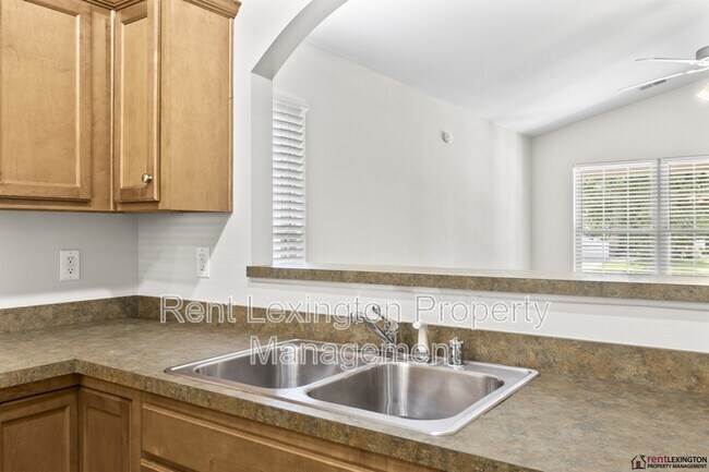 Building Photo - 2297 Spurr Rd