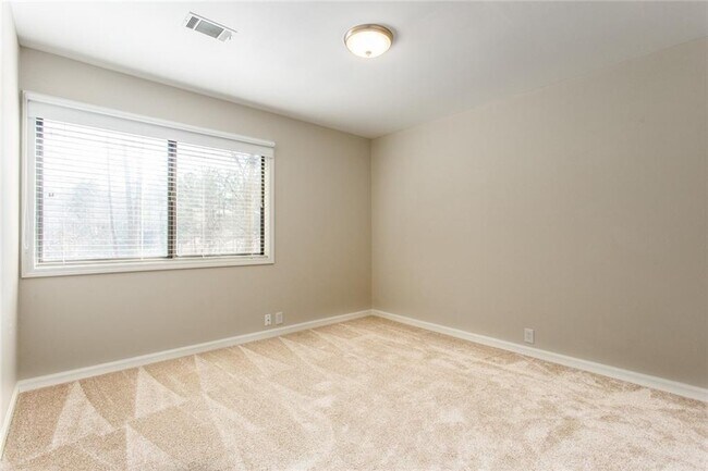 Building Photo - 820 Muirfield Trce