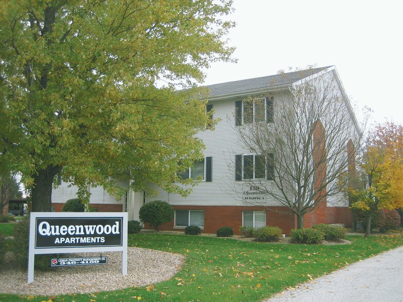 Woodfield Queenwood Apartments 120 E Queenwood Rd Morton IL 61550 Apartment Finder
