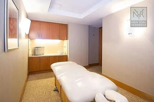 Building Photo - 20 West St