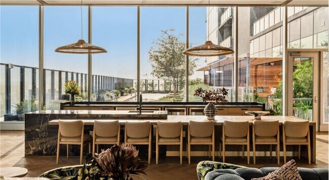 Building Photo - 601 Guadalupe St