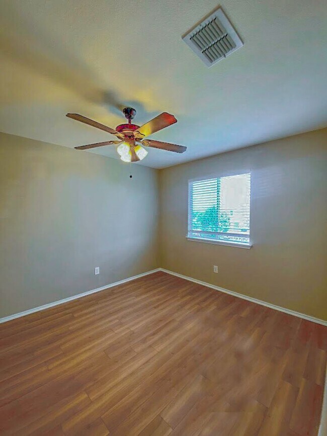 Building Photo - Lovely home in Wildhorse Vista Neighborhood
