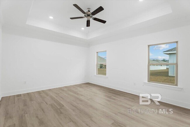 Building Photo - 10452 Winning Colors Trl