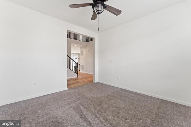 Building Photo - 5508 Redgum Ln