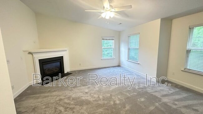Building Photo - 11731 Mezzanine Dr