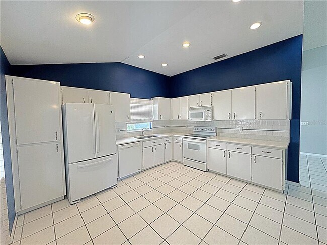 Building Photo - 4850 Mill Run Dr