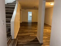 Building Photo - 1358 W 69th St
