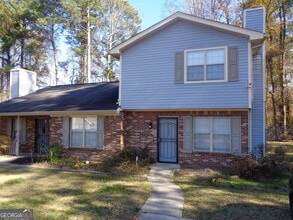 Building Photo - 7045 Brentwood Ct