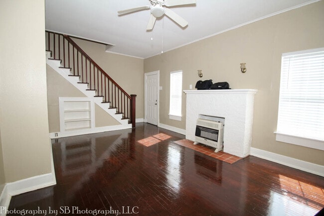 Building Photo - Great 2 bedroom in Highland!
