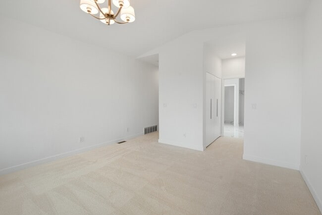 Building Photo - 6402 106th Ave NE