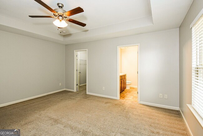 Building Photo - 338 Camellia Way