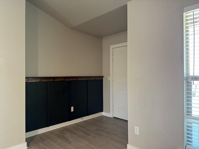 Building Photo - 1106 Big Easy St