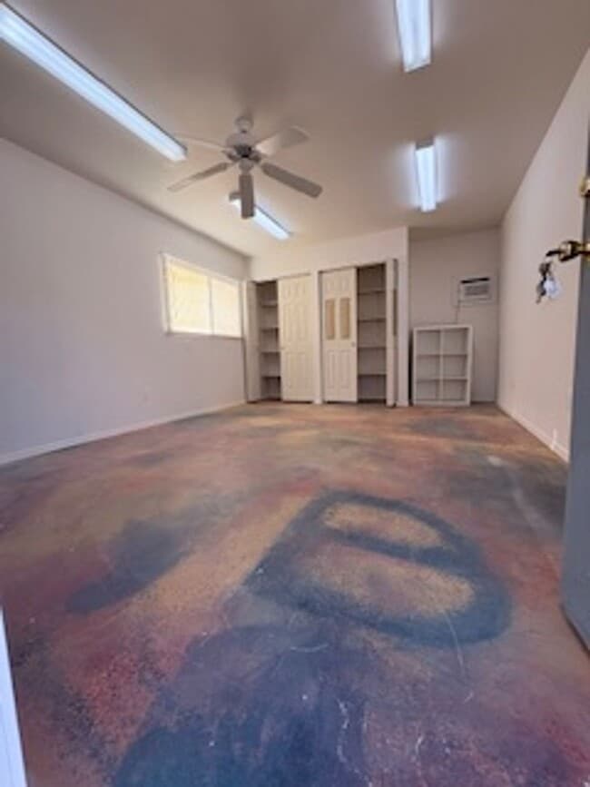 Building Photo - 3 BEDROOM 2 BATH 2 CAR GARAGE w/ Detached 2 room Shop - LONG TERM RENTAL in LHC!!