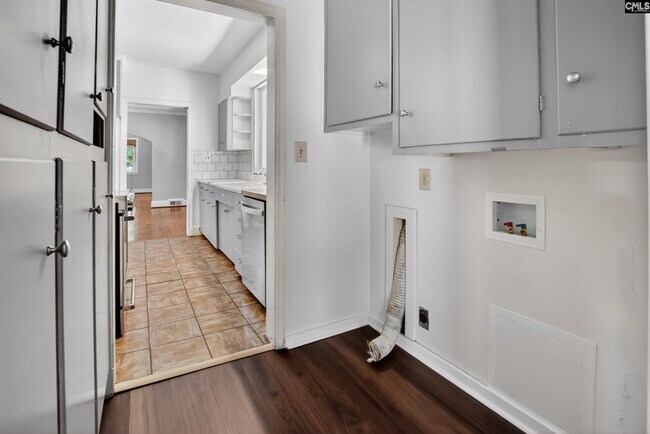Building Photo - 512 Carrison St