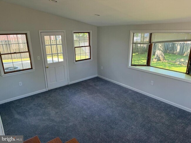 Building Photo - 13206 Holdridge Rd